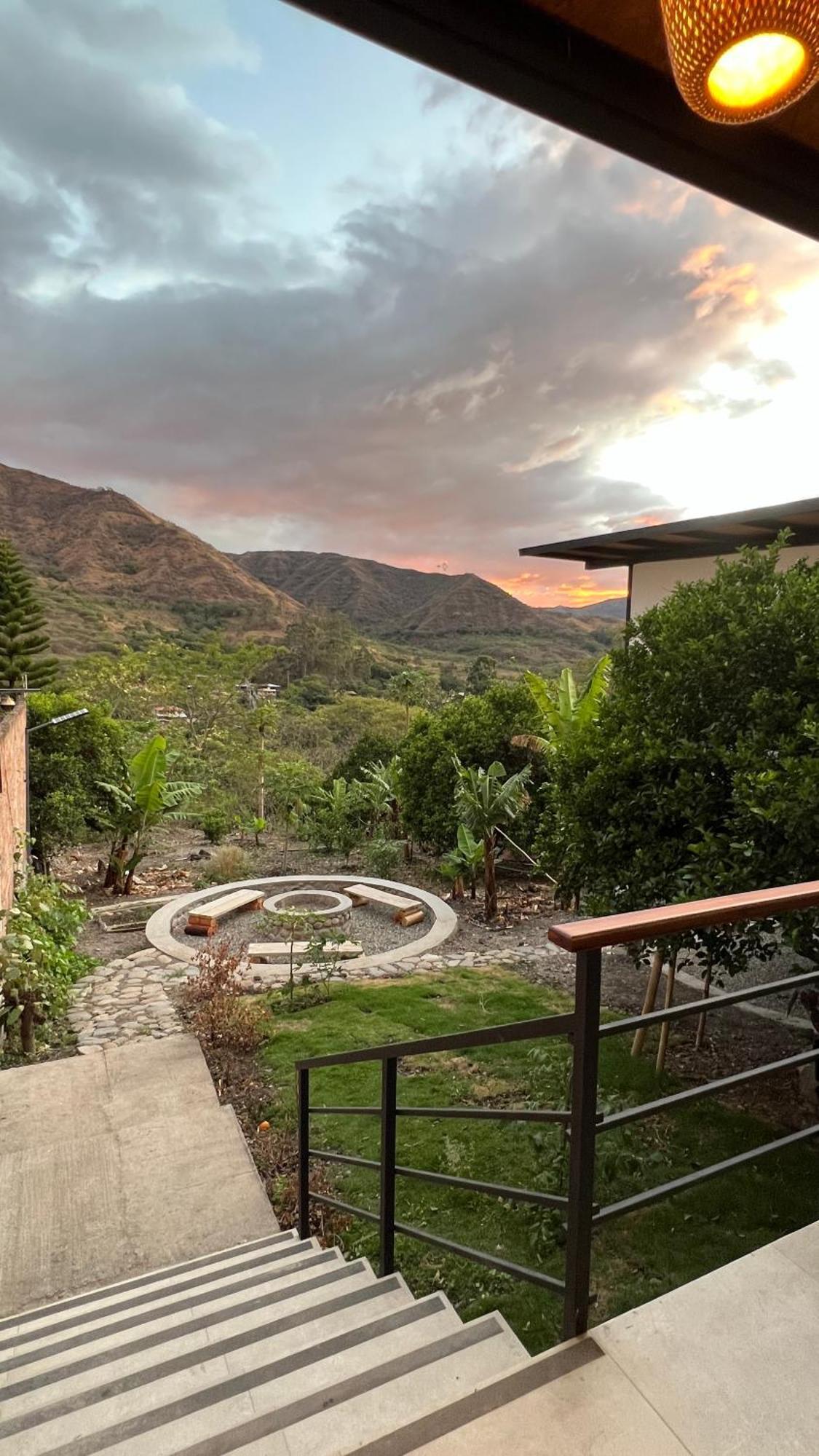Casa-Refugio Del Sol Villa Vilcabamba Kültér fotó